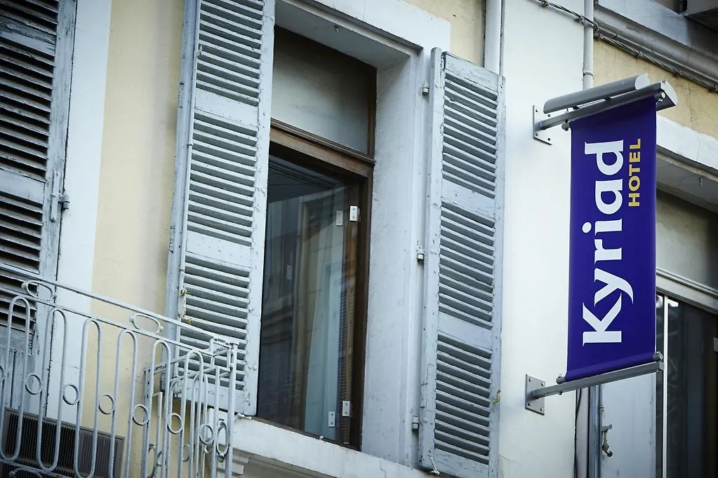 *** Hotel Kyriad Marseille Centre Paradis-Prefecture France